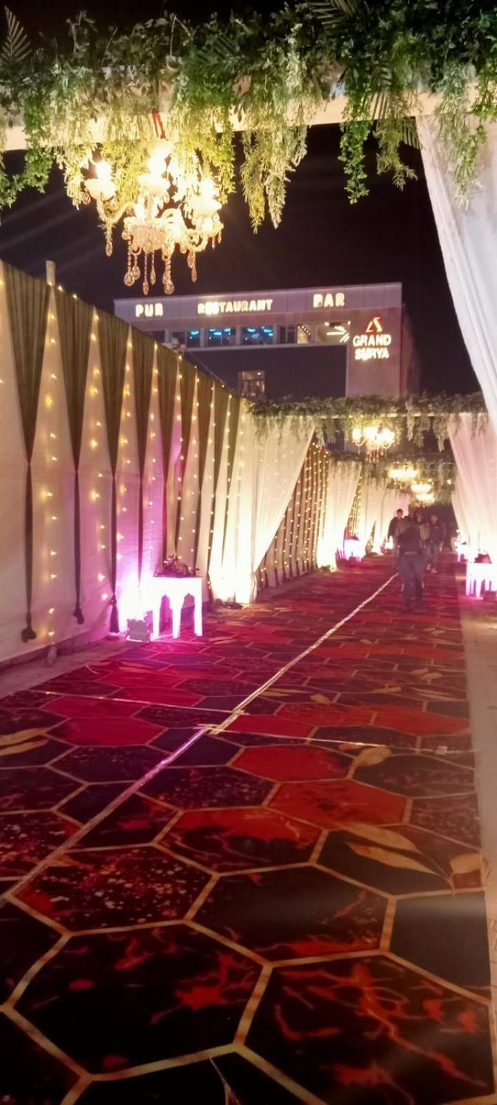Hotel Grand Surya Kodarma Kültér fotó